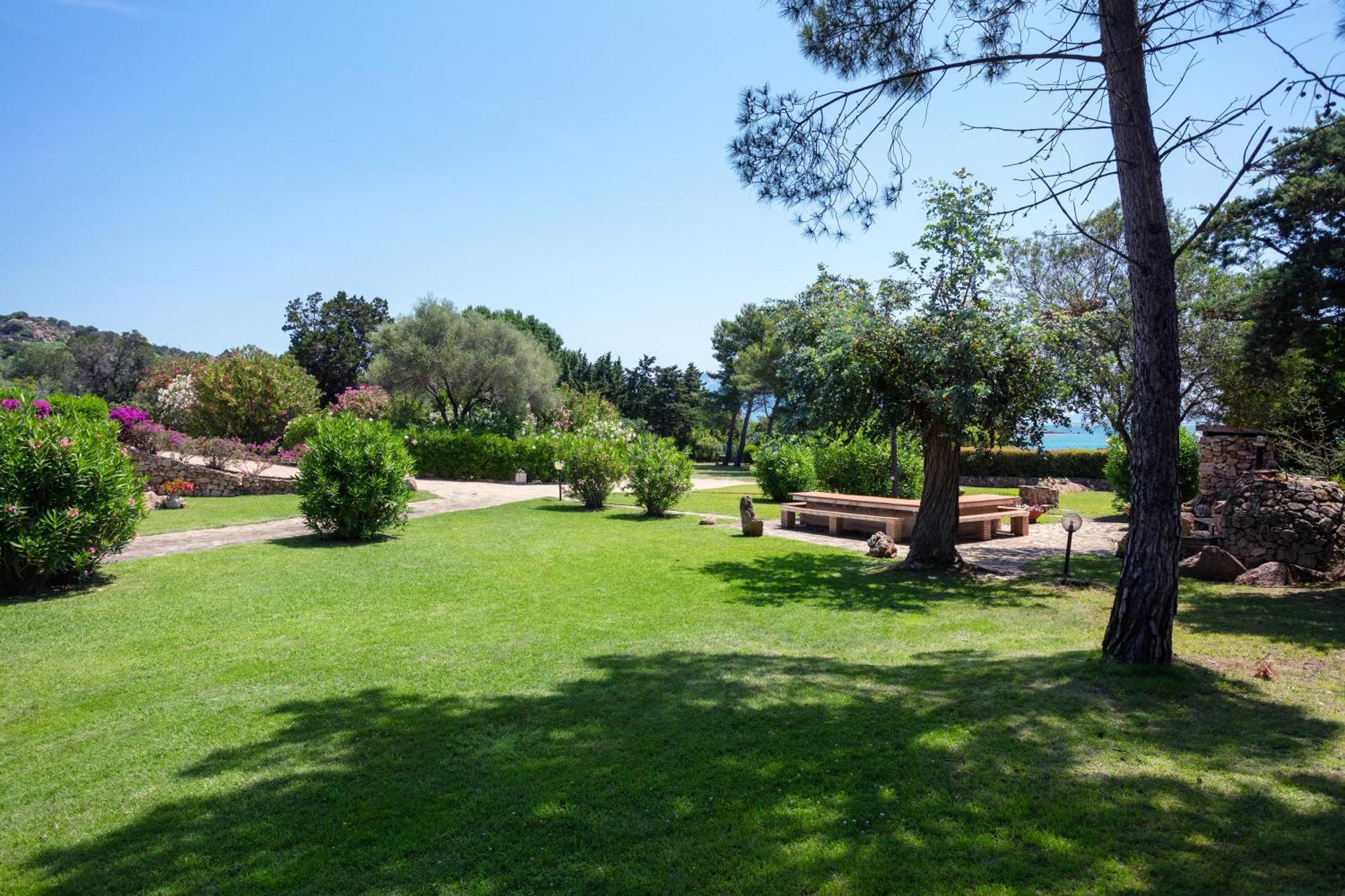 Porto Istana Baia Dorata Beach Apartment מראה חיצוני תמונה